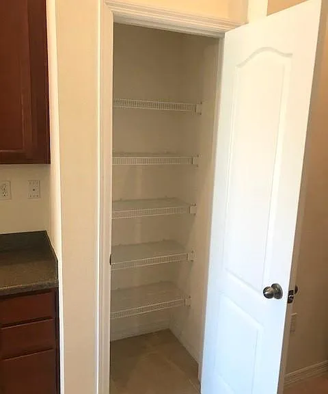 7708 Red Mill Cir — Photo 12