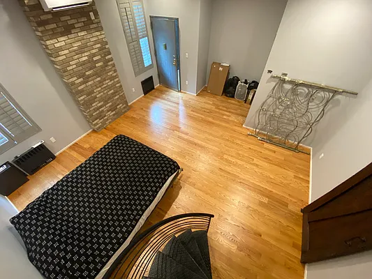 Rented by The InHouse Group | media 22