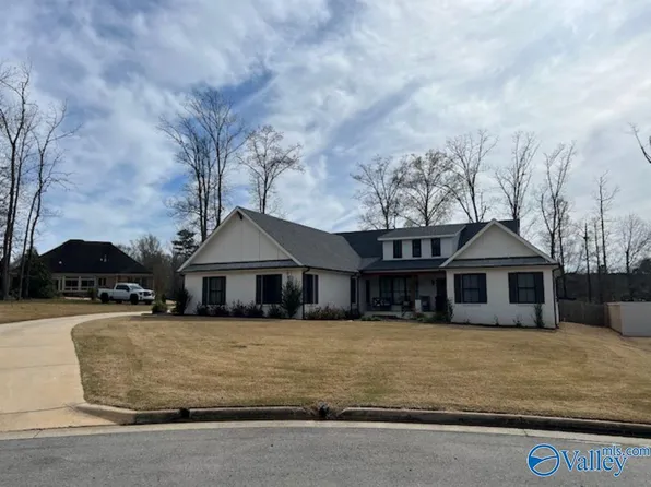 3307 Rosewell St, Hartselle, AL 35640