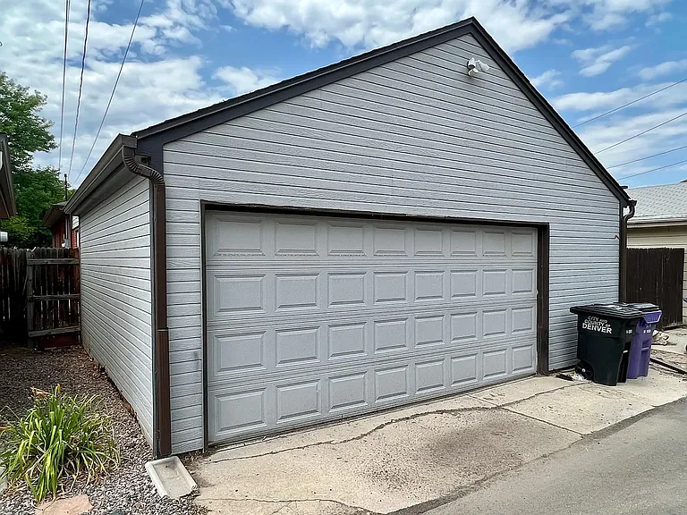 908 S Washington St — Photo 43