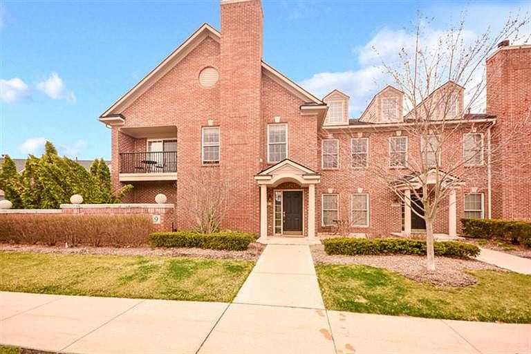 1st image of 5726 Wellesley Ln #97