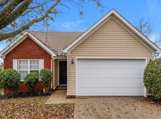 2025 Zion Ln, La Vergne, TN 37086