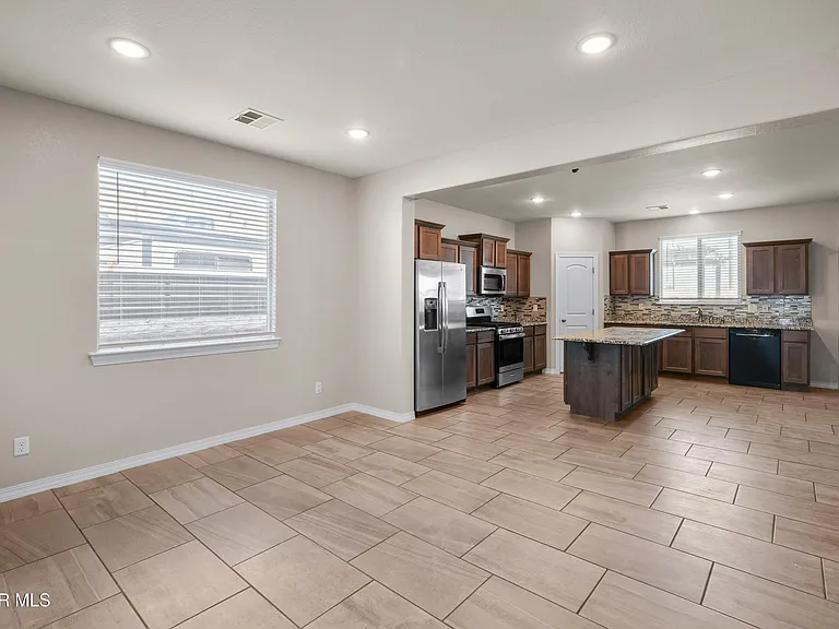 380 Canyon Vista Dr — Photo 9