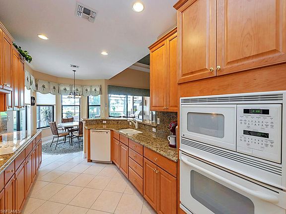 5th image of 14088 Lavante Ct