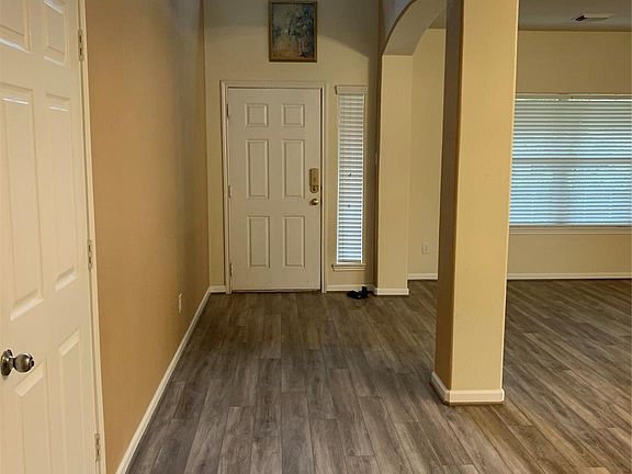 2nd image of 2727 San Marco Ln