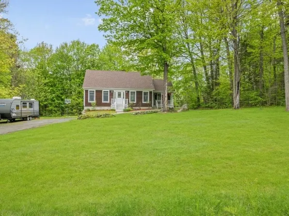 19 Blackberry Lane, Lancaster, NH 03584