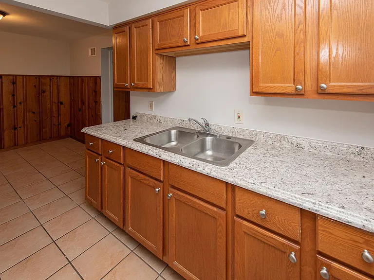 2739llc- W. North Bend Rd 2739 — Photo 37
