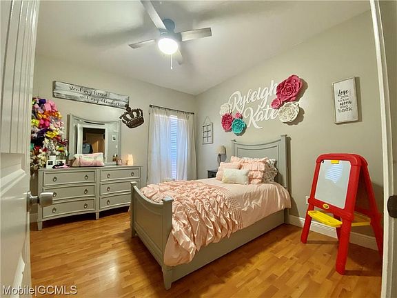 4th image of 12795 Chelsea Woods Dr