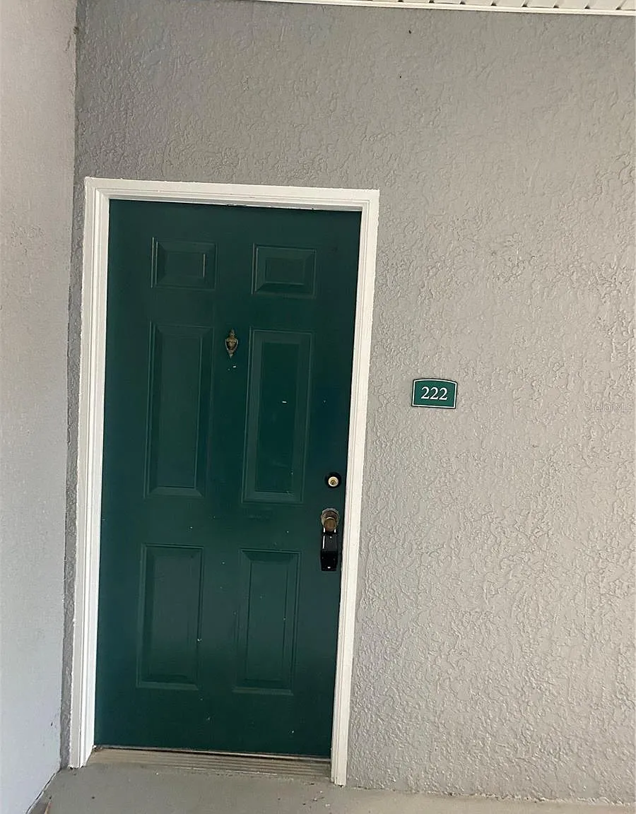 2 bed, 2.0 bath, 1161 sqft, $1,550 — Photo 1