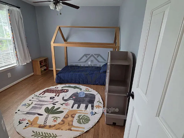 54 Dawson Dr — Photo 12
