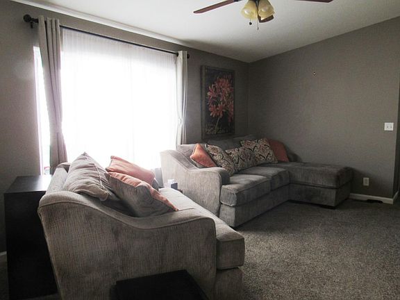 4th image of 1225 Vienna Dr Space 930