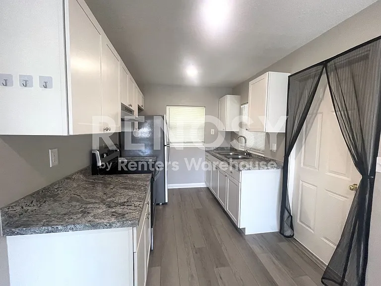 310 S Arcturas Ave #3 — Photo 6