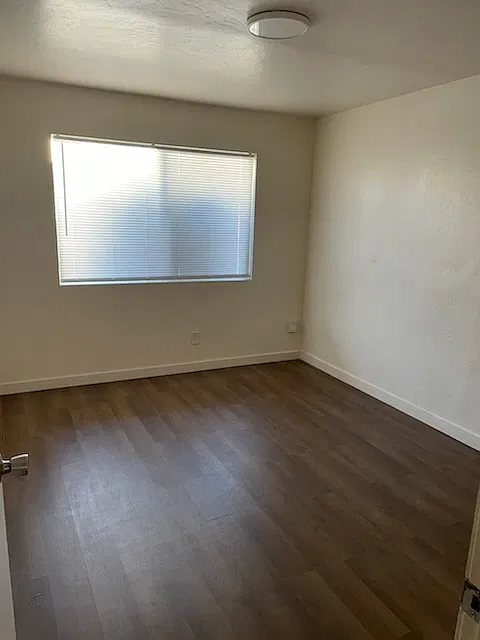 2 bed, 900 sqft, $1,400 — Photo 3