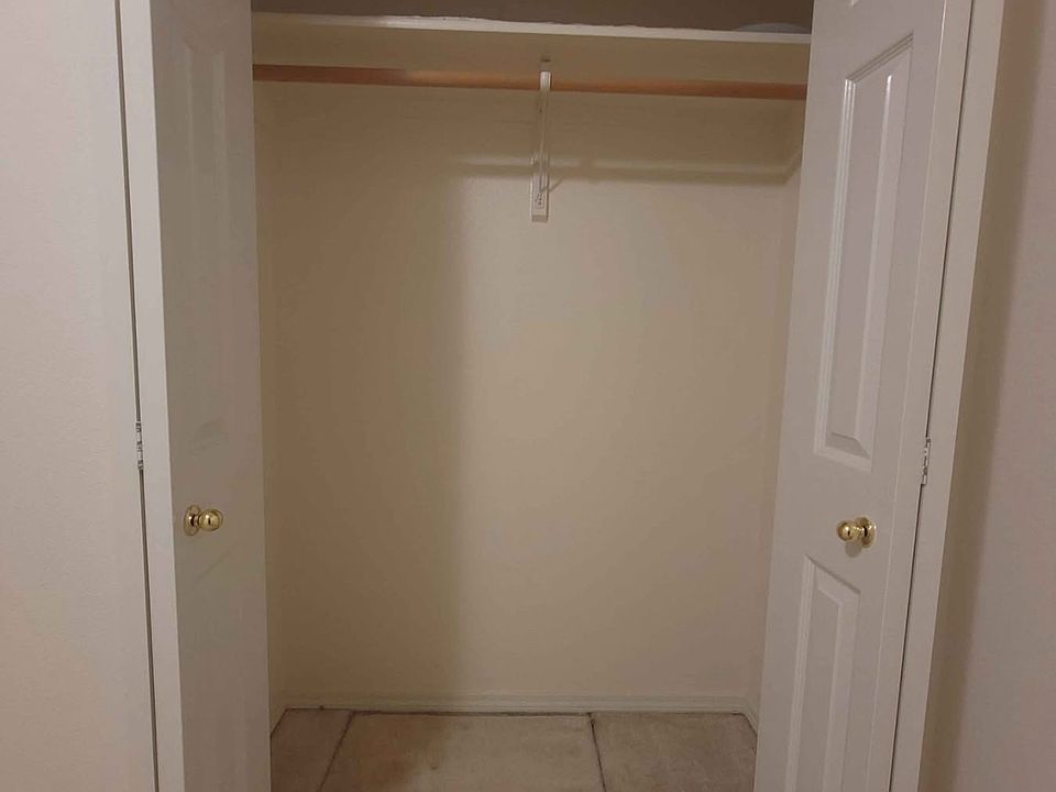 2nd image of 3718 E Sandyford Ave