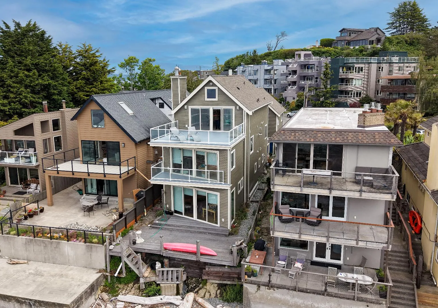 3221 Alki Ave SW — Photo 2