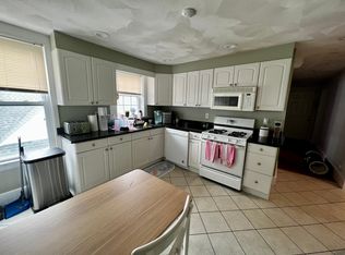 93 Easton St APT 3, Allston, MA 02134
