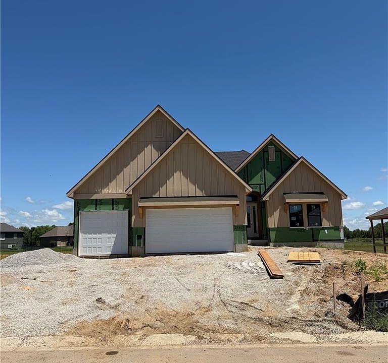 1st image of 2335 Foxtail Dr