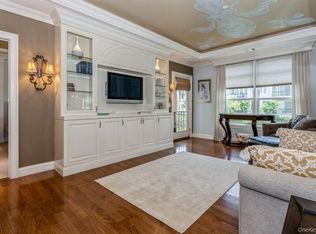 1105 Roosevelt Way, Westbury, NY 11590
