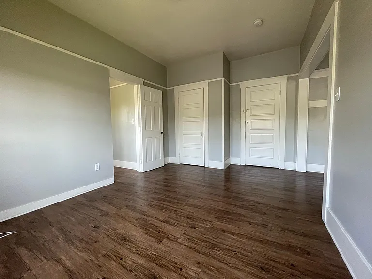 2617 Jeffries Ave #8 — Photo 5