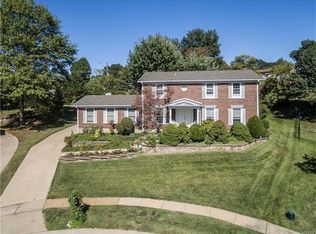 5320 Casa Royale Dr, Saint Louis, MO 63129