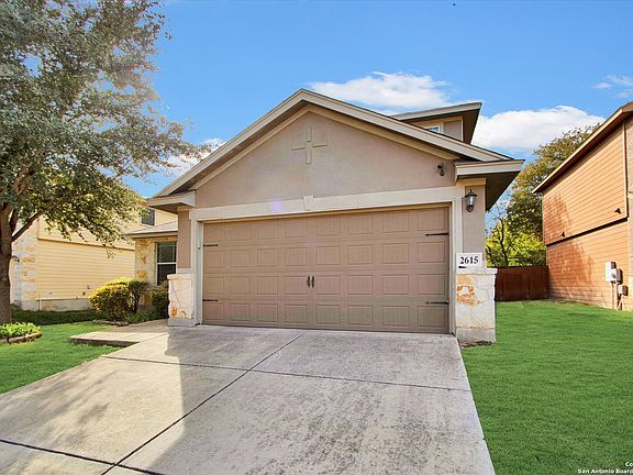 2nd image of 2615 Obera Way