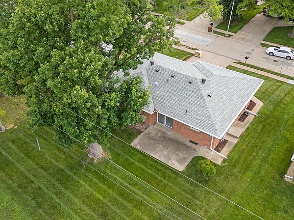 3rd image of 7963 S 45th Ave