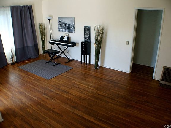 2nd image of 14639 Harvest Ave