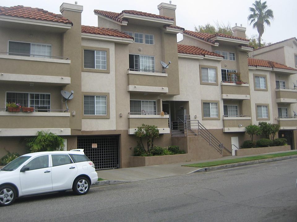 1st image of 4701 Fulton Ave