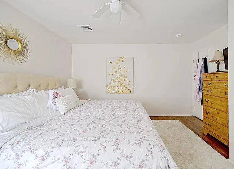 266 Edward Ave #2 — Photo 12