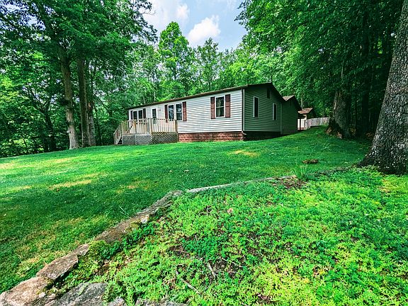 3rd image of 283 Friend St