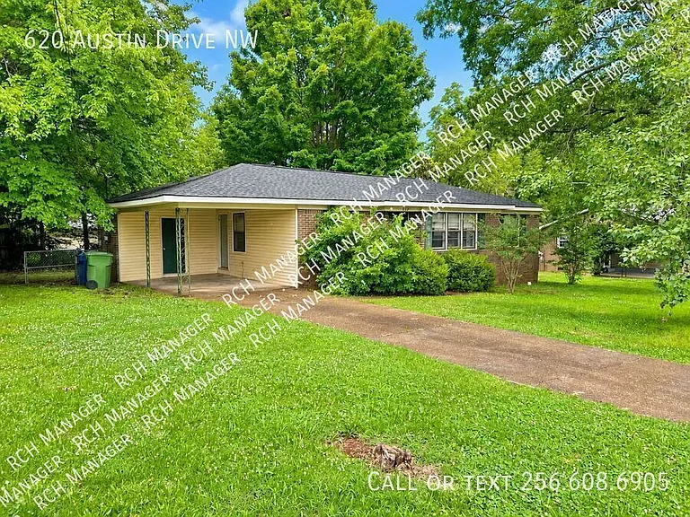 620 Austin Dr NW — Photo 1