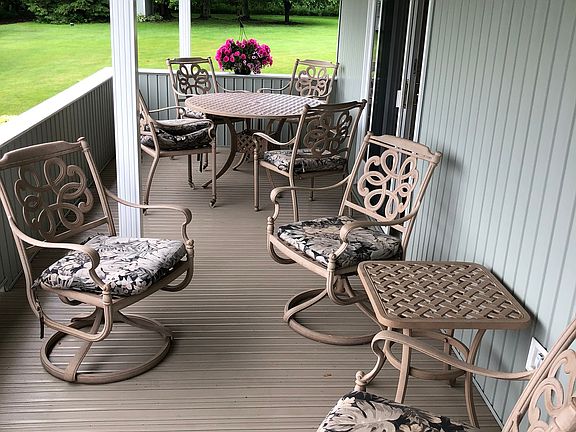 Covered deck