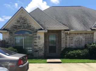3822 Oldenburg Ln, College Station, TX 77845