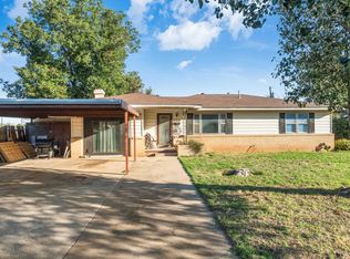 501 Oak St, Burkburnett, TX 76354