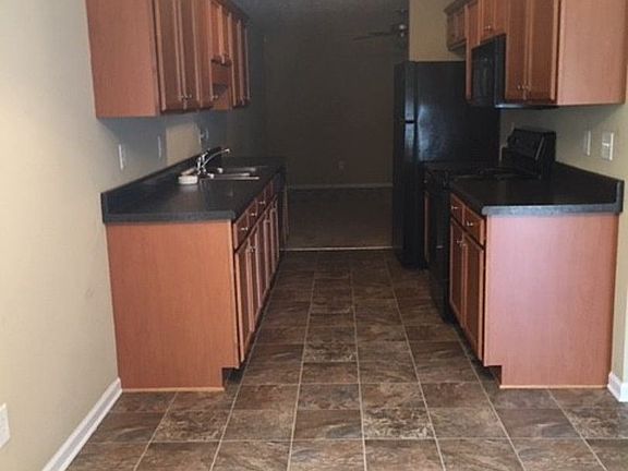 2nd image of 1155 Furman Dr