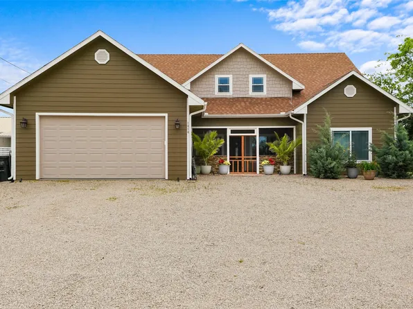 1414 Rs County Rd, Pt, TX 75472