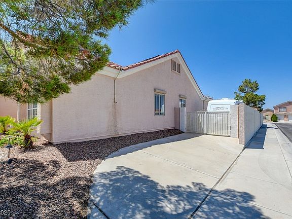 4th image of 8528 Crest Hill Ave