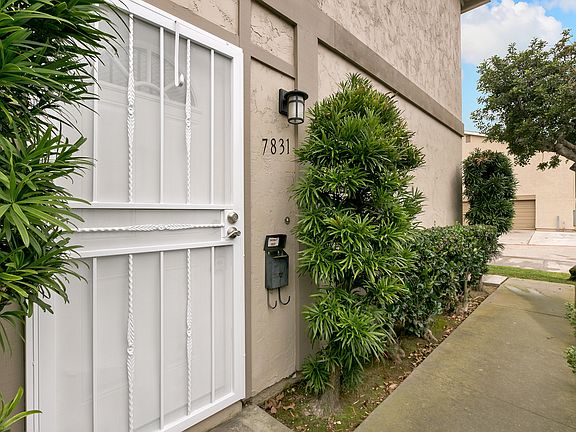 5th image of 7831 Camino Glorita