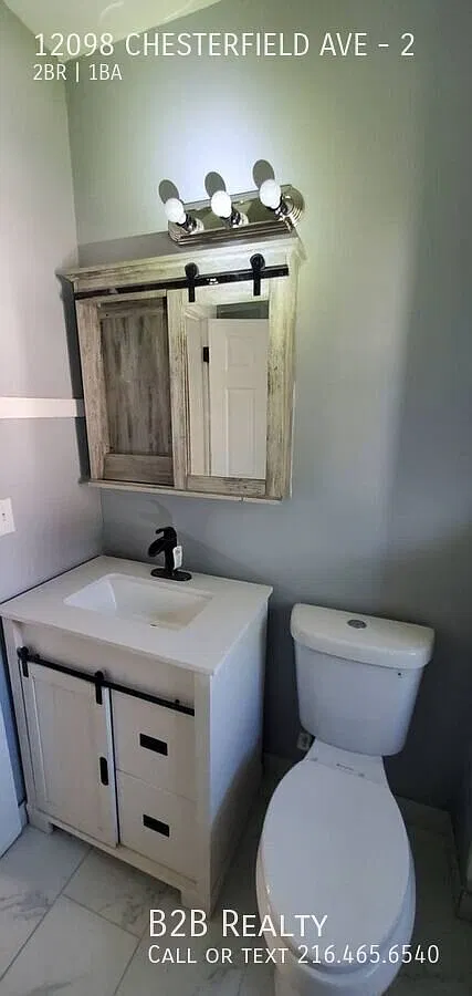 Don't Miss Out! Well-Maintained 2-Bedrooms Upper Unit for Rent $200 Move-In Special + 13-Month Le... — Photo 3