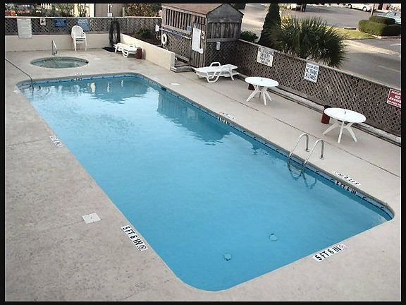 5th image of 7509 N Ocean Blvd #105