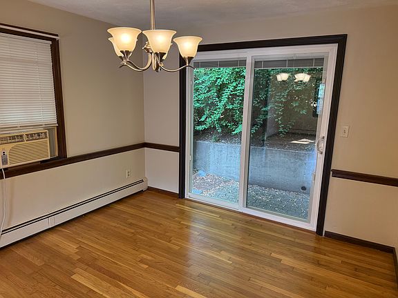 Dining room to back patio