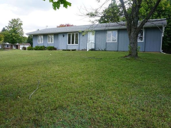 11 Maple Ct