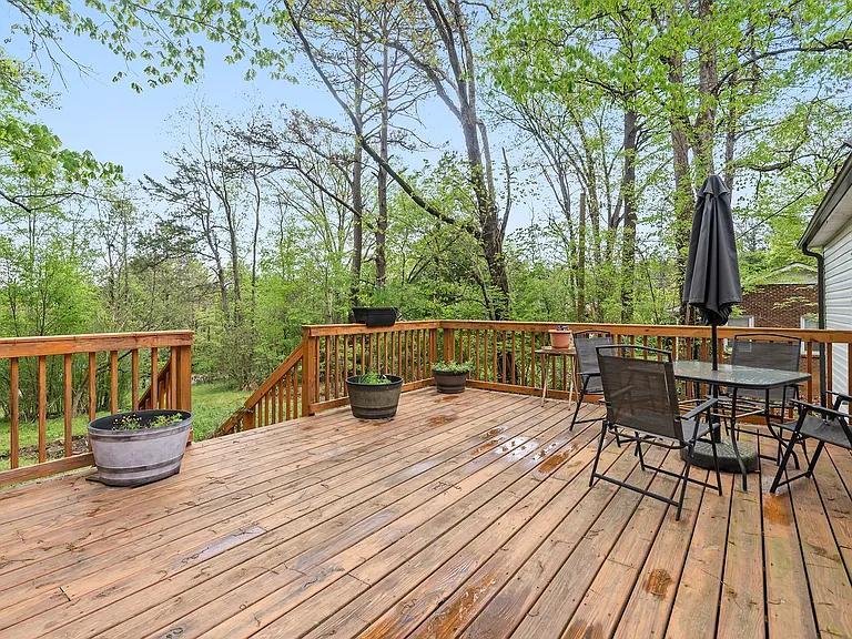 619 Hatch Rd — Photo 18
