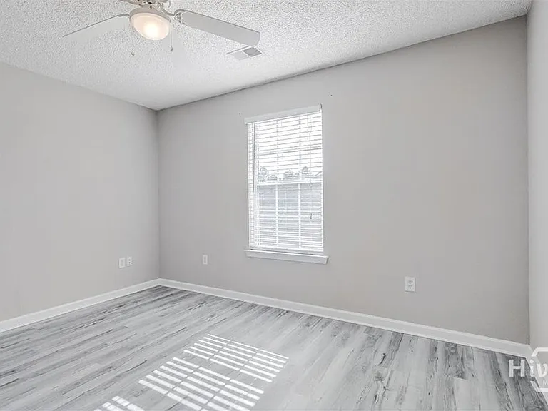 105 Archwood Dr — Photo 25