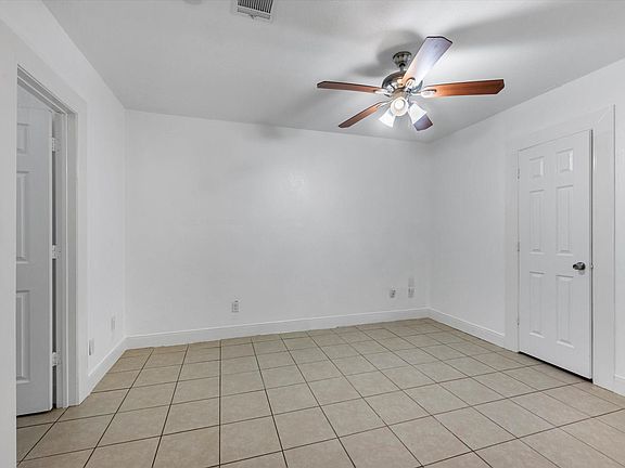 4th image of 838 Rosewick St