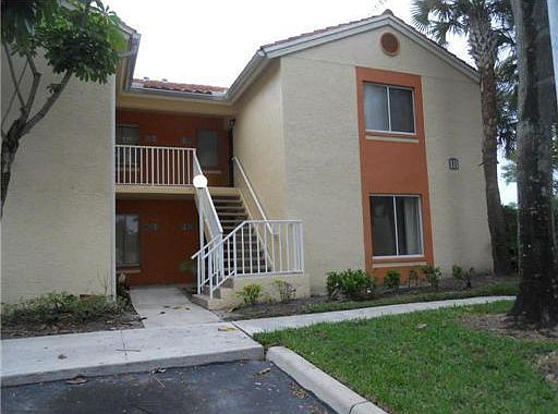 1st image of 1332 The Pointe Dr