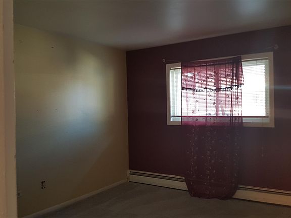 4th image of 2111 N Elmwood Ave APT 7A