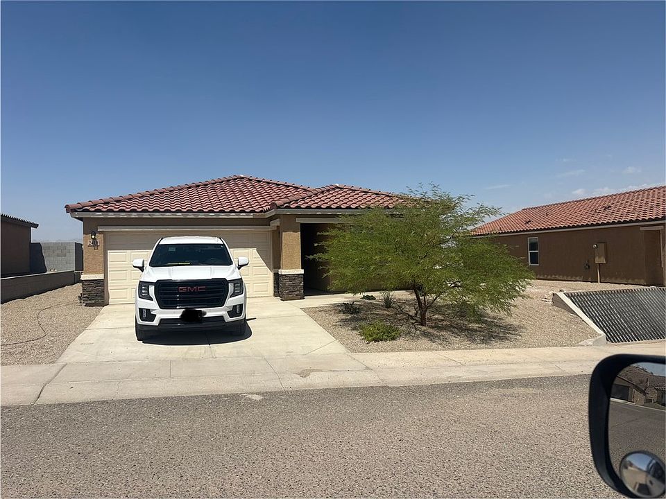 1st image of 2419 Vista Del Oro