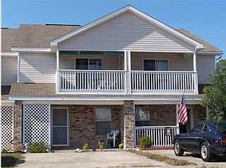 2nd image of 9 Chatelaine Cir SE #9