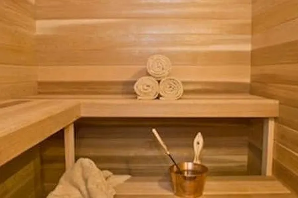 Rented by Carnegie Management Inc | media 17